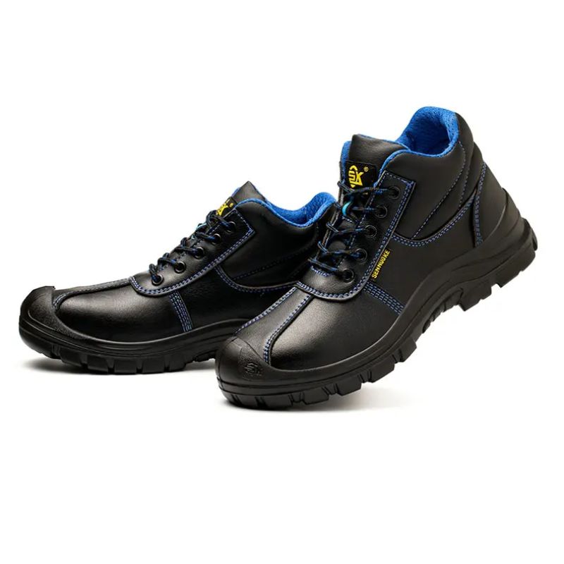  TGX-W38 Sicherheitsstiefel seitlich – robuster Schaft und starke Profilsohle