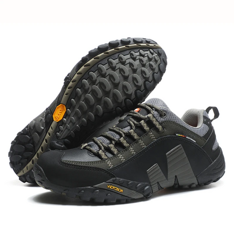Aufsicht: orthopädischer Wanderschuh in Schwarz-Grau – atmungsaktiv, stoßdämpfend und für anspruchsvolle Outdoor-Strecken geeignet.