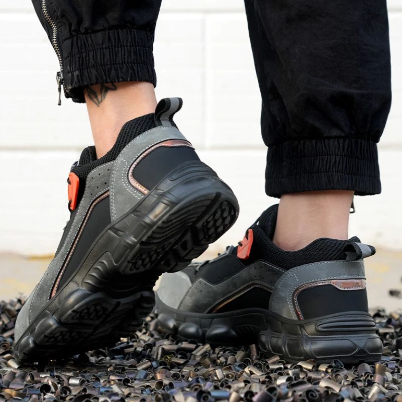 TGX-W36 in Aktion – flexible und leichte S3 Schuhe mit Stahlkappe für dynamischen Einsatz